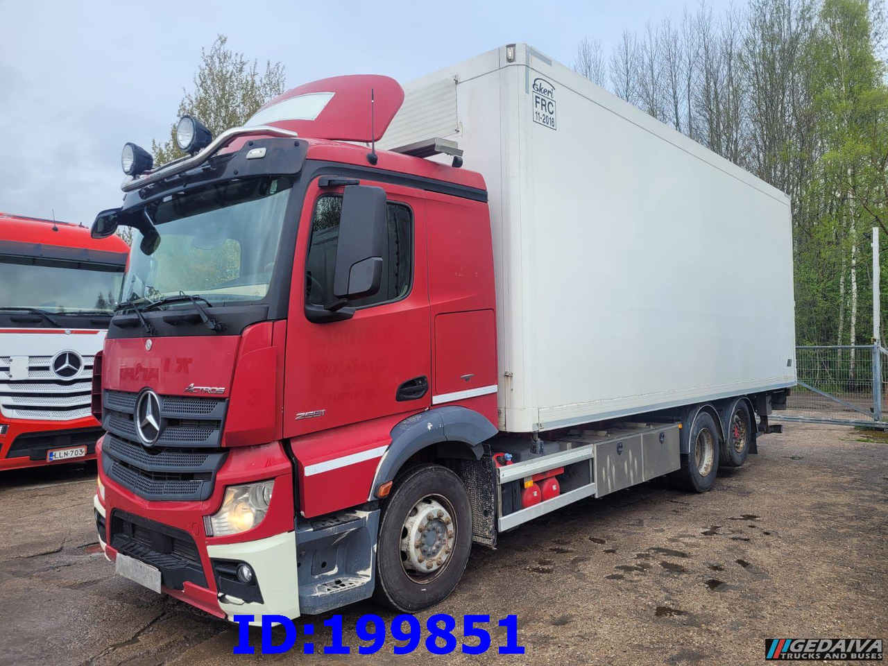 MERCEDES-BENZ Actros 2551 6x2 Euro5 - 박스 트럭 : 사진 1 MERCEDES-BENZ Actros 2551 6x2 Euro5 - 박스 트럭 : 사진 1