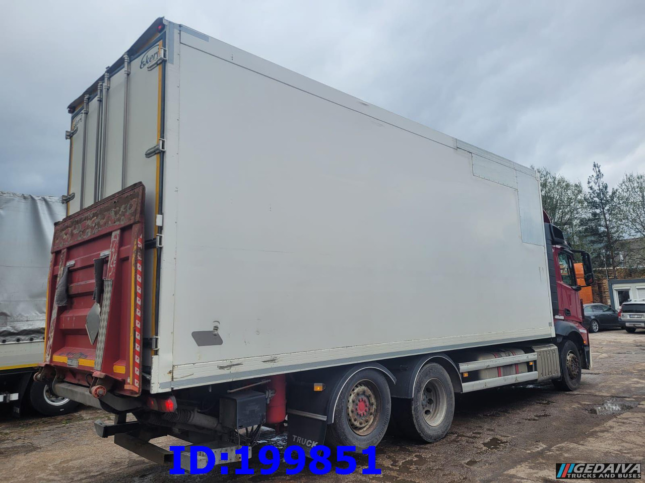 MERCEDES-BENZ Actros 2551 6x2 Euro5 - 박스 트럭 : 사진 5 MERCEDES-BENZ Actros 2551 6x2 Euro5 - 박스 트럭 : 사진 5