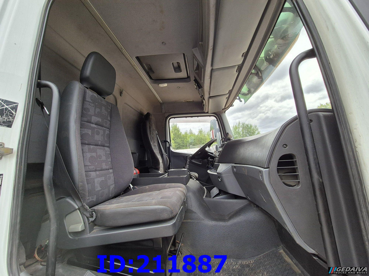 냉동탑차 MERCEDES-BENZ Axor 1833 - Manual : 사진 28