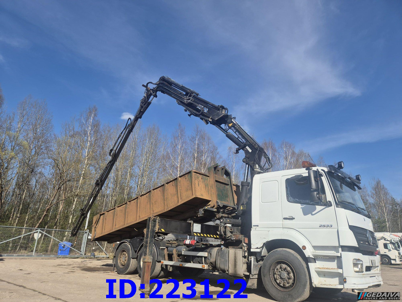 MERCEDES-BENZ Axor 2533 6x2 + Atlas 332.3E Crane - 덤프트럭 : 사진 4 MERCEDES-BENZ Axor 2533 6x2 + Atlas 332.3E Crane - 덤프트럭 : 사진 4