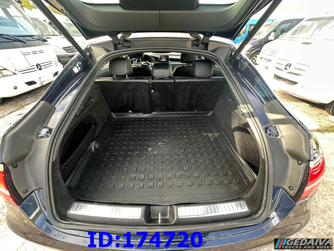 MERCEDES-BENZ GLC Coupe 220 4x4 - SUV : 사진 5 MERCEDES-BENZ GLC Coupe 220 4x4 - SUV : 사진 5