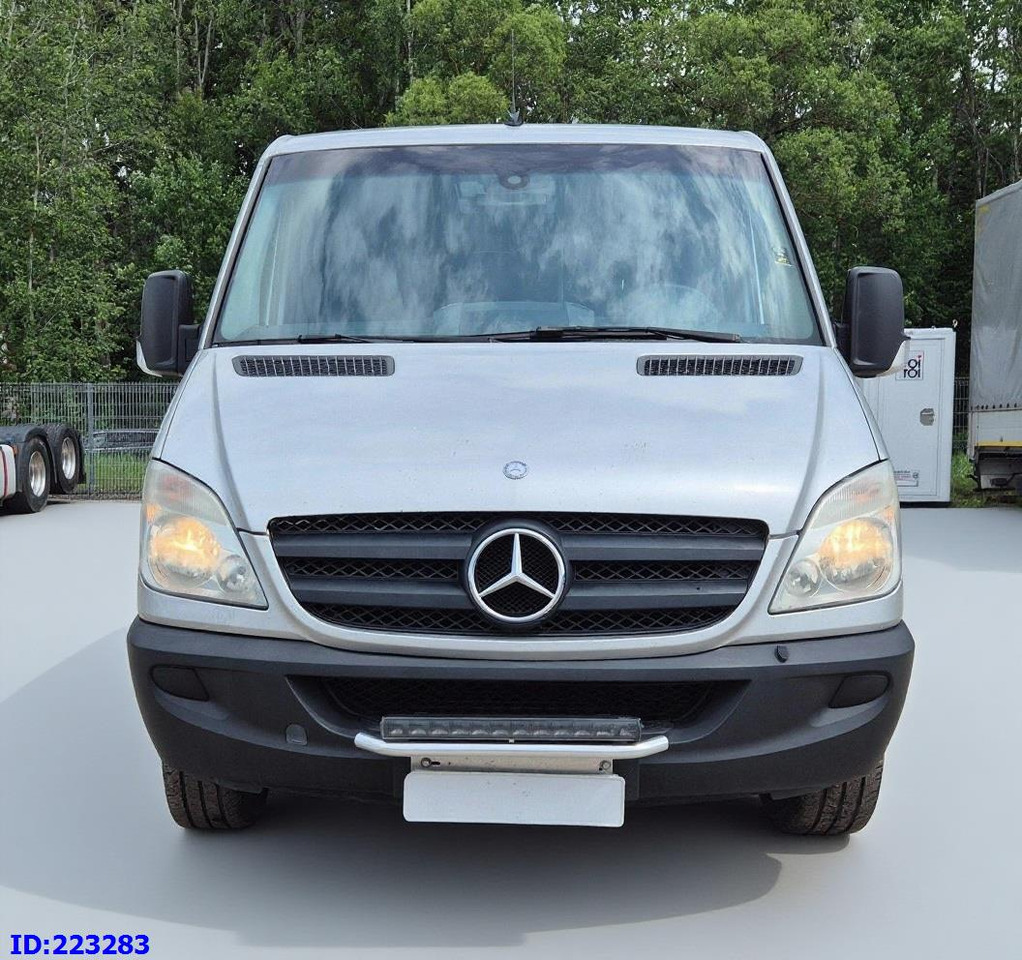 MERCEDES-BENZ Sprinter 313 - Kasten VIP -Euro5 - 소형 버스, 승합차 : 사진 2 MERCEDES-BENZ Sprinter 313 - Kasten VIP -Euro5 - 소형 버스, 승합차 : 사진 2