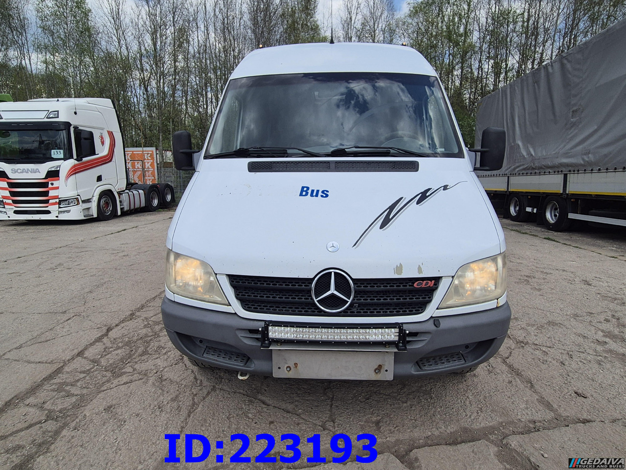 MERCEDES-BENZ Sprinter 416 VIP AC 17-seater - 대형 버스 : 사진 2 MERCEDES-BENZ Sprinter 416 VIP AC 17-seater - 대형 버스 : 사진 2
