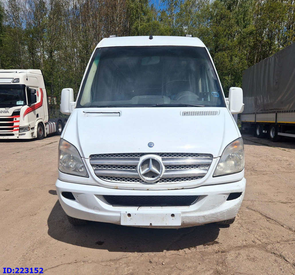 MERCEDES-BENZ Sprinter 518-VIP- 17 places - 대형 버스 : 사진 2 MERCEDES-BENZ Sprinter 518-VIP- 17 places - 대형 버스 : 사진 2