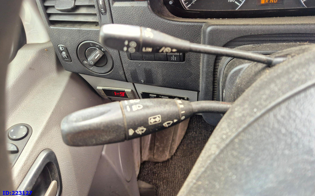 소형 버스, 승합차 MERCEDES-BENZ Sprinter 518 - VIP -19 Seater : 사진 10