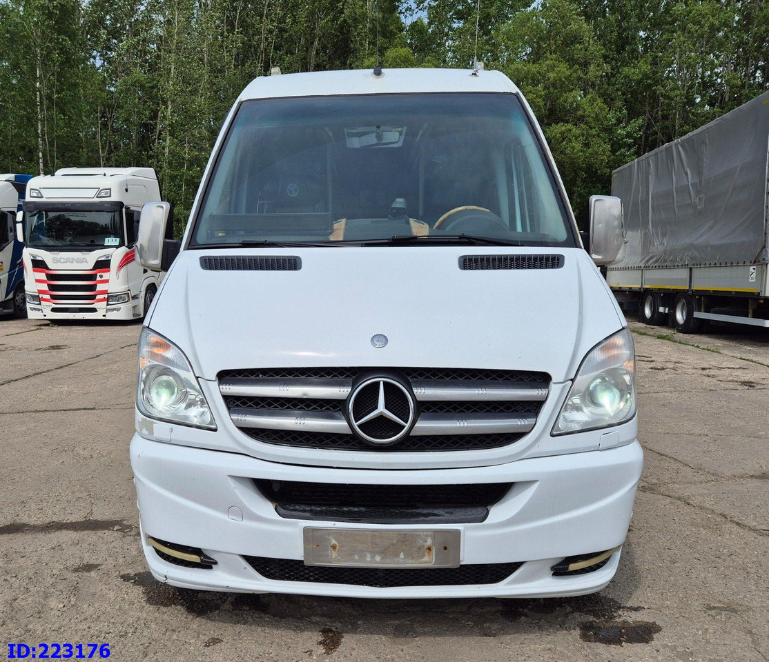 MERCEDES-BENZ Sprinter 519 VIP Luxury - 소형 버스, 승합차 : 사진 2 MERCEDES-BENZ Sprinter 519 VIP Luxury - 소형 버스, 승합차 : 사진 2