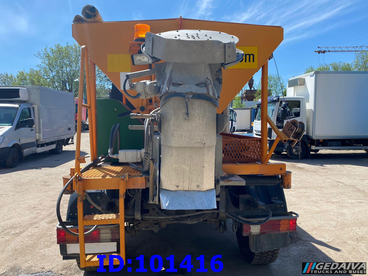 MERCEDES-BENZ Unimog U300 4X4 - 제설차량 : 사진 5 MERCEDES-BENZ Unimog U300 4X4 - 제설차량 : 사진 5