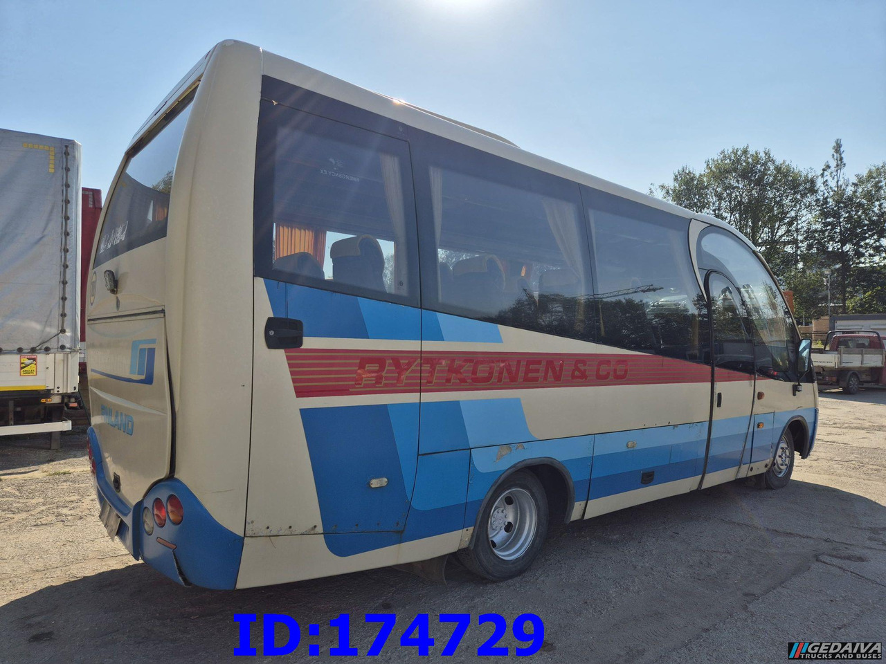 MERCEDES-BENZ Vario 815 26-Seater - 대형 버스 : 사진 4 MERCEDES-BENZ Vario 815 26-Seater - 대형 버스 : 사진 4