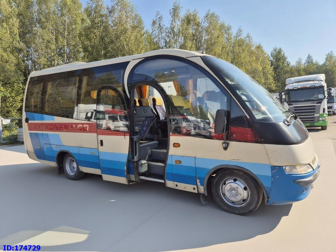 MERCEDES-BENZ Vario 815 26-Seater - 소형 버스, 대형 버스 : 사진 4 MERCEDES-BENZ Vario 815 26-Seater - 소형 버스, 대형 버스 : 사진 4