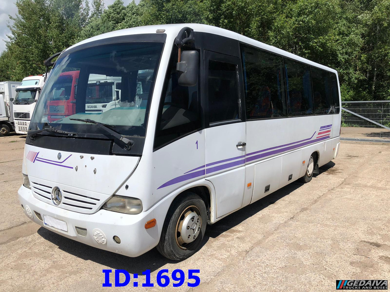 MERCEDES-BENZ Vario Medio 815 30-Seater - 대형 버스 : 사진 4 MERCEDES-BENZ Vario Medio 815 30-Seater - 대형 버스 : 사진 4