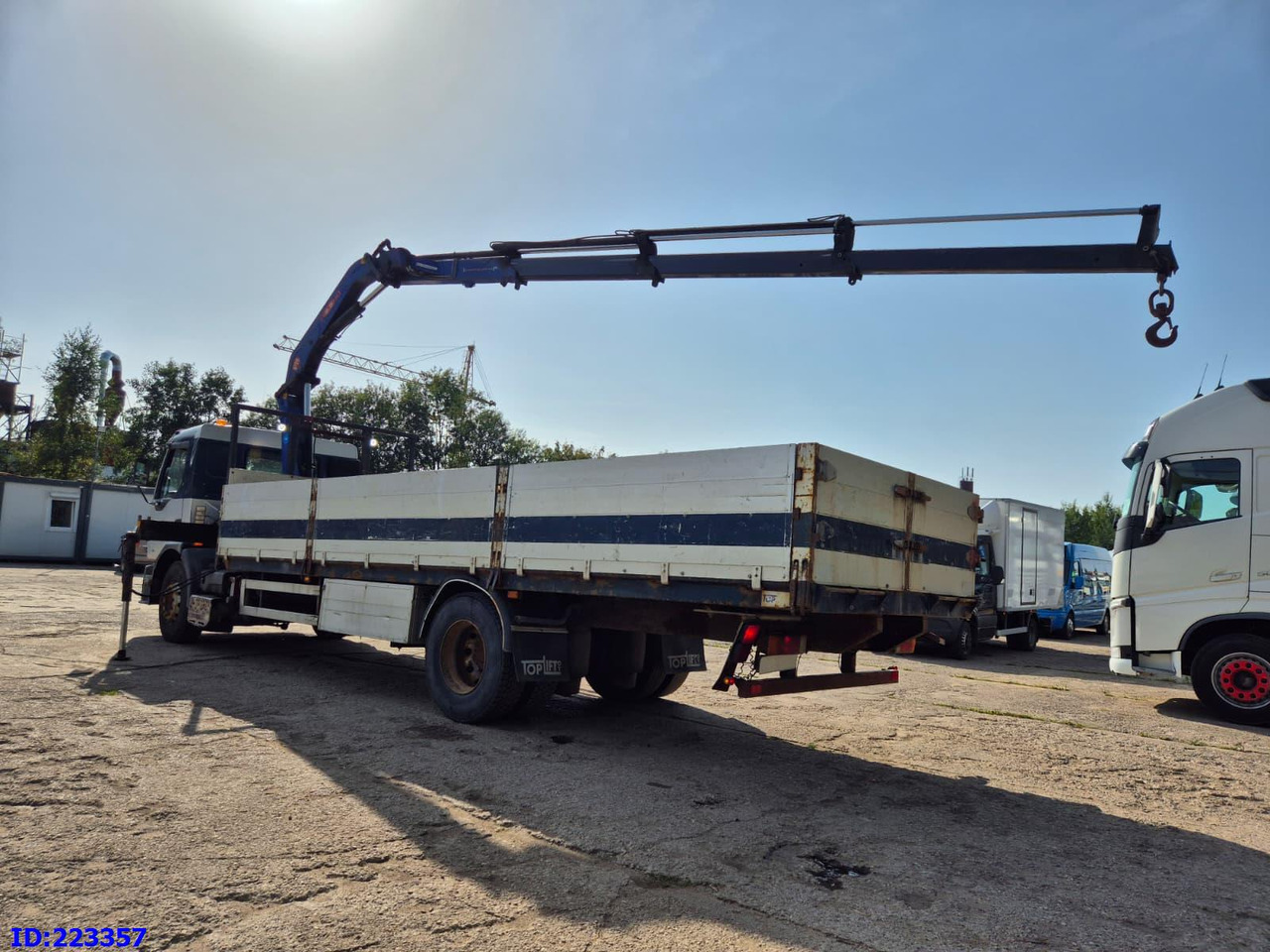 RENAULT Premium 210 4x2 Crane PM - 목재 트럭 : 사진 5 RENAULT Premium 210 4x2 Crane PM - 목재 트럭 : 사진 5