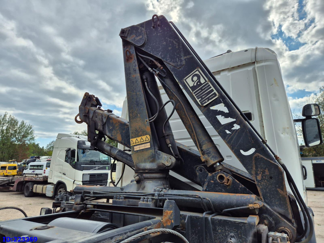 SCANIA R124 420 + Crane HIAB 140AW - 덤프트럭 : 사진 5 SCANIA R124 420 + Crane HIAB 140AW - 덤프트럭 : 사진 5