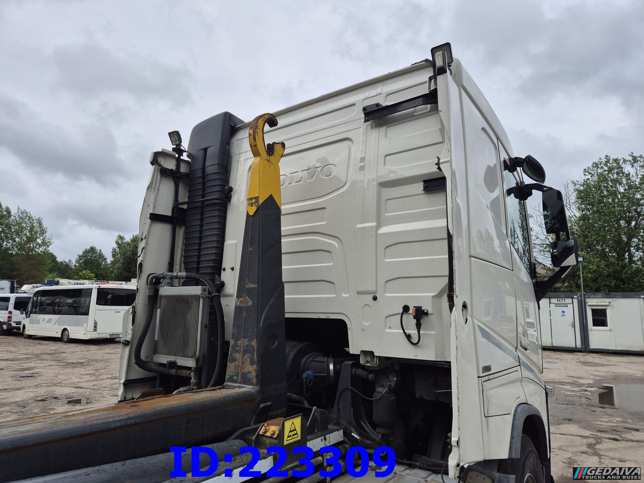 VOLVO FH13 540HP 8x2 Hook lift (2axles steering - 2 axles lifting) - 후크 리프트 트럭 : 사진 5 VOLVO FH13 540HP 8x2 Hook lift (2axles steering - 2 axles lifting) - 후크 리프트 트럭 : 사진 5