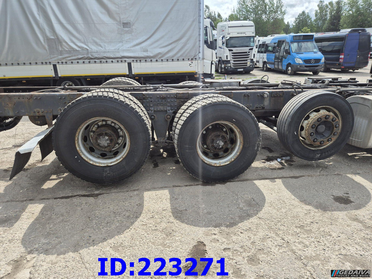 목재 트럭 VOLVO FH16 750HP 8x4 (Steering axle / 2 axles lifting) : 사진 6