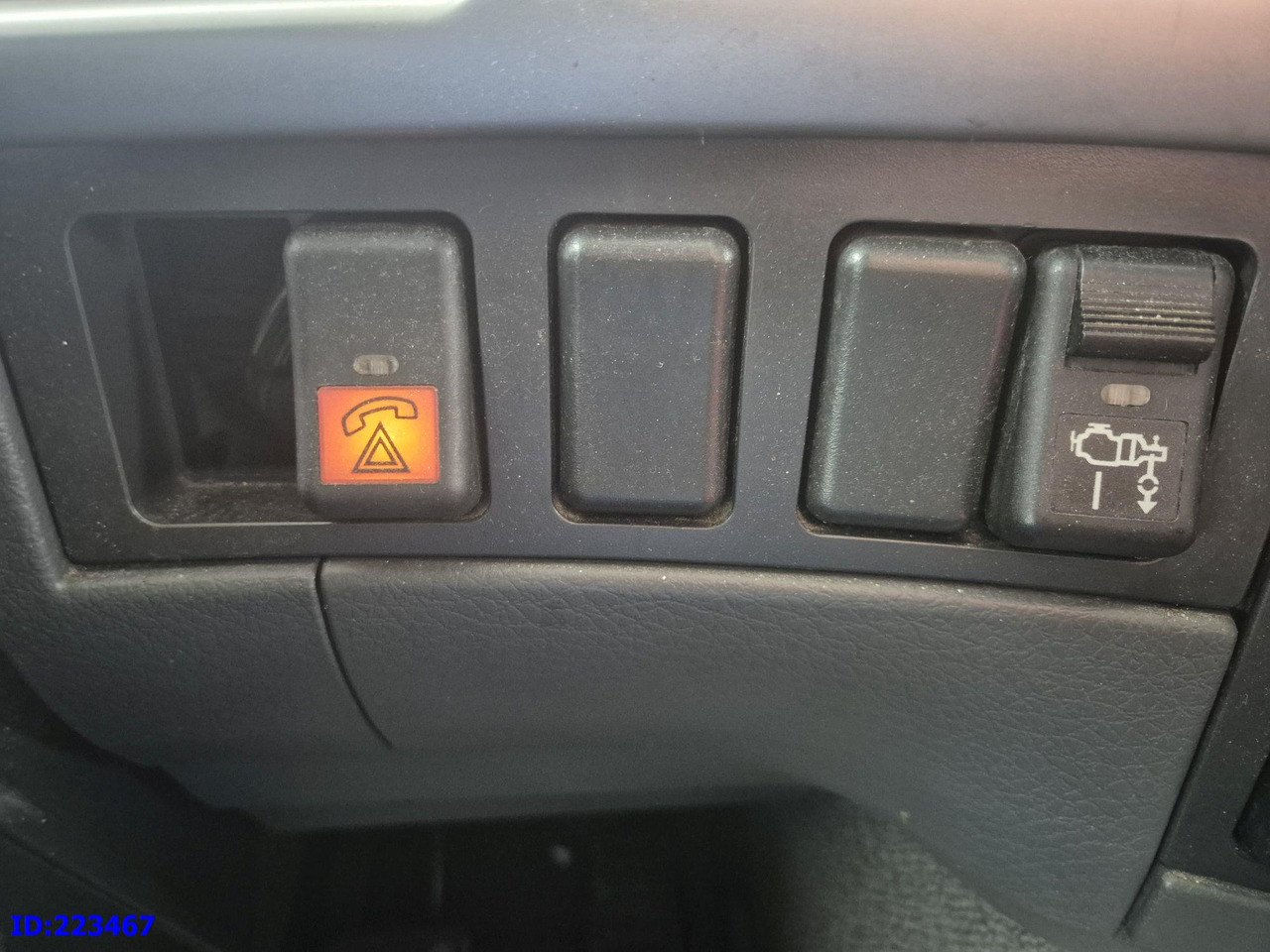 트랙터 유닛 VOLVO FM11 410HP 6x2 Hydraulic Manual : 사진 12 트랙터 유닛 VOLVO FM11 410HP 6x2 Hydraulic Manual : 사진 12