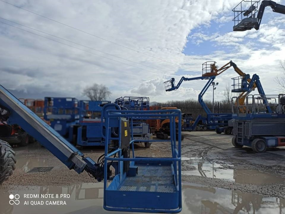 Genie Z 135/70 - 관절 붐 : 사진 4 Genie Z 135/70 - 관절 붐 : 사진 4