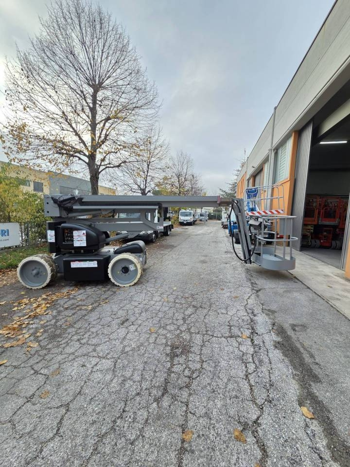 Niftylift HR 15 HDE - 관절 붐 : 사진 1 Niftylift HR 15 HDE - 관절 붐 : 사진 1