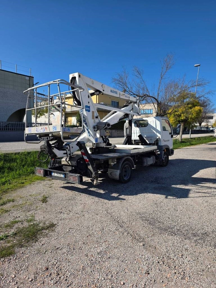 Oil & Steel Snake 19.11 City - 트럭 탑재 고가작업 플랫폼 : 사진 2 Oil & Steel Snake 19.11 City - 트럭 탑재 고가작업 플랫폼 : 사진 2