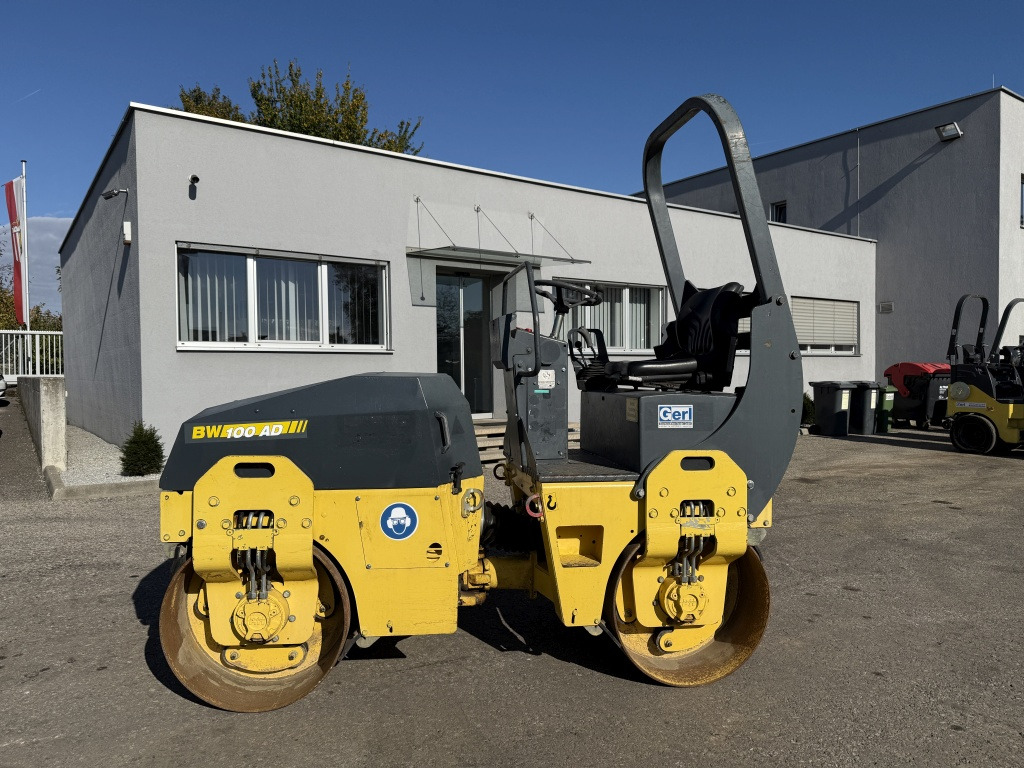 Bomag BW 100 AD-3 (111745) - 로드 롤러 : 사진 1 Bomag BW 100 AD-3 (111745) - 로드 롤러 : 사진 1