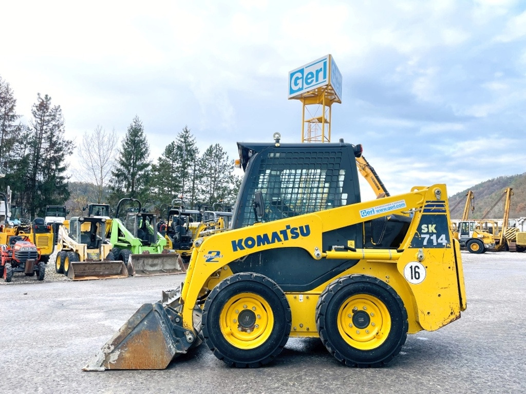 Komatsu SK714 (3906) - 스키드 스티어 로더 : 사진 1 Komatsu SK714 (3906) - 스키드 스티어 로더 : 사진 1