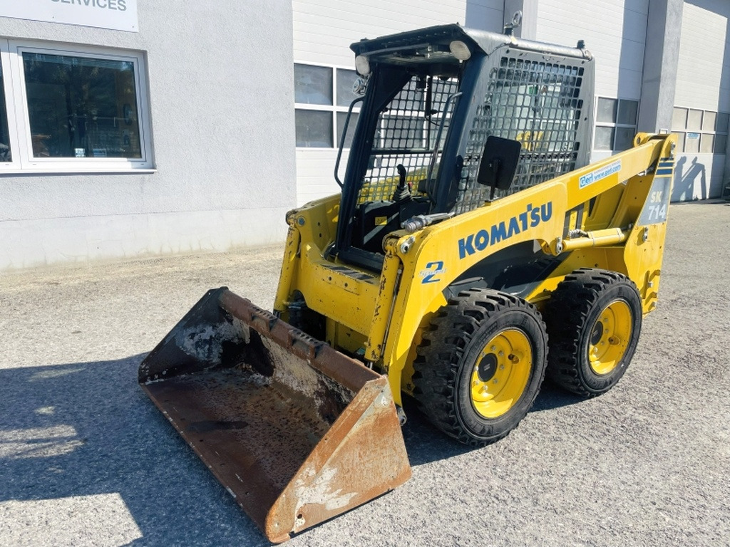Komatsu SK714 (4077) - 스키드 스티어 로더 : 사진 4 Komatsu SK714 (4077) - 스키드 스티어 로더 : 사진 4