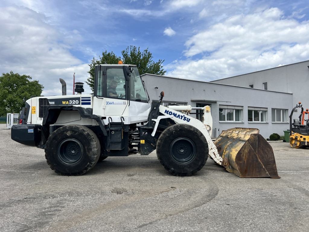 Komatsu WA 320-6 (111584) - 휠 로더 : 사진 4 Komatsu WA 320-6 (111584) - 휠 로더 : 사진 4