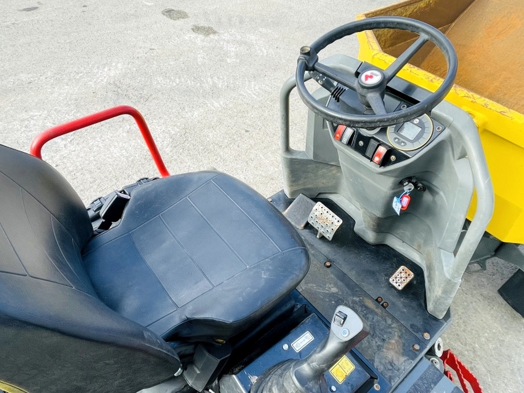 Neuson DW30 (3940) - 미니 덤프 : 사진 5 Neuson DW30 (3940) - 미니 덤프 : 사진 5