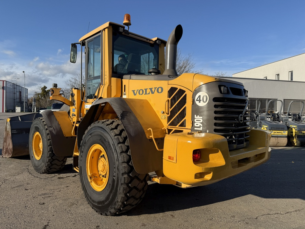 Volvo L 90 F (111773) - 휠 로더 : 사진 3 Volvo L 90 F (111773) - 휠 로더 : 사진 3