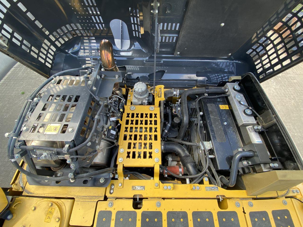 리스  Komatsu PC210LC-11 Komatsu PC210LC-11 : 사진 8