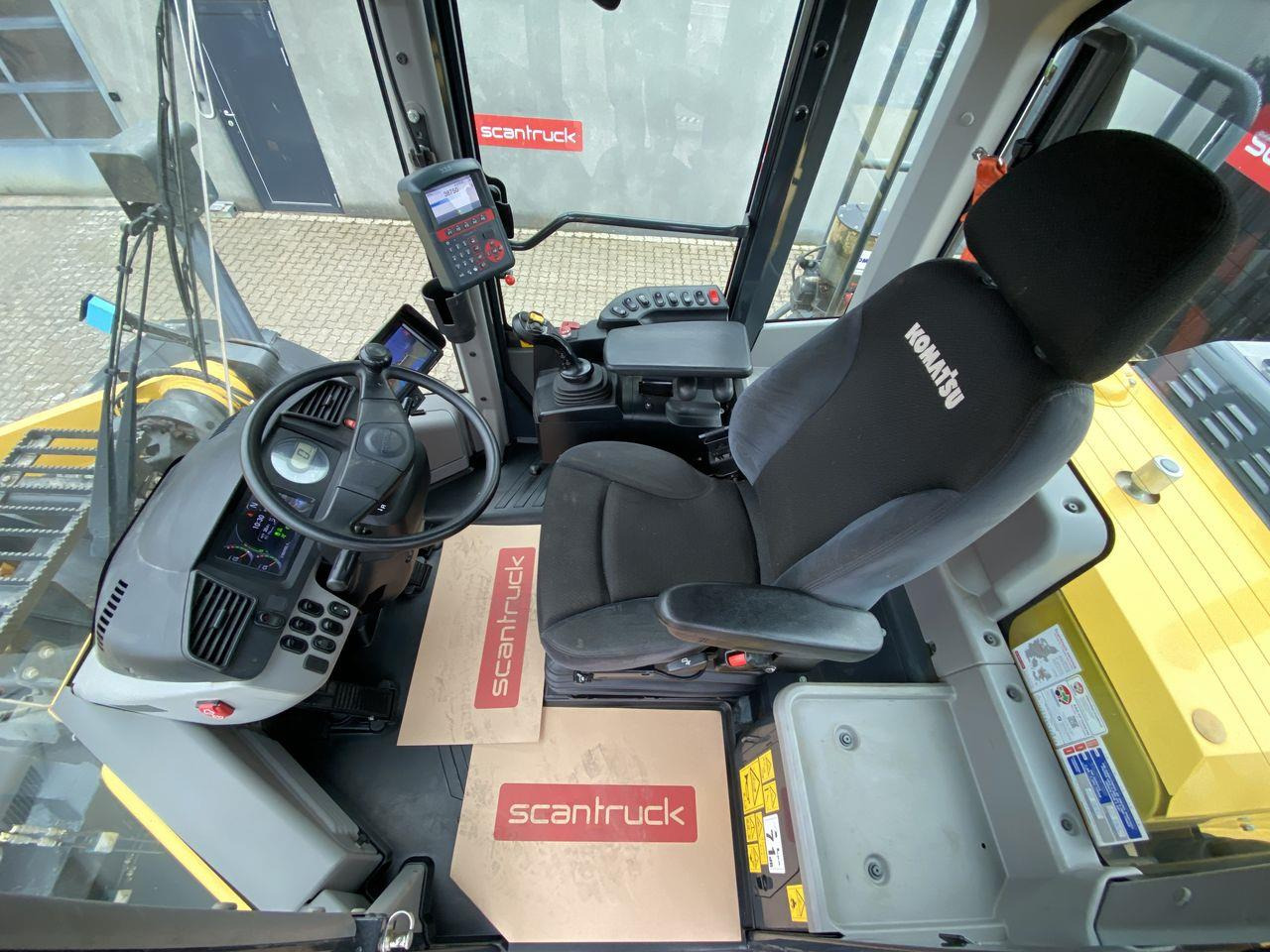 Komatsu WA480-8 - 휠 로더 : 사진 3 Komatsu WA480-8 - 휠 로더 : 사진 3