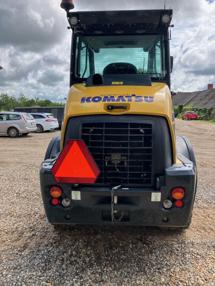 Komatsu WA80M-8EO - 수확기 : 사진 2 Komatsu WA80M-8EO - 수확기 : 사진 2