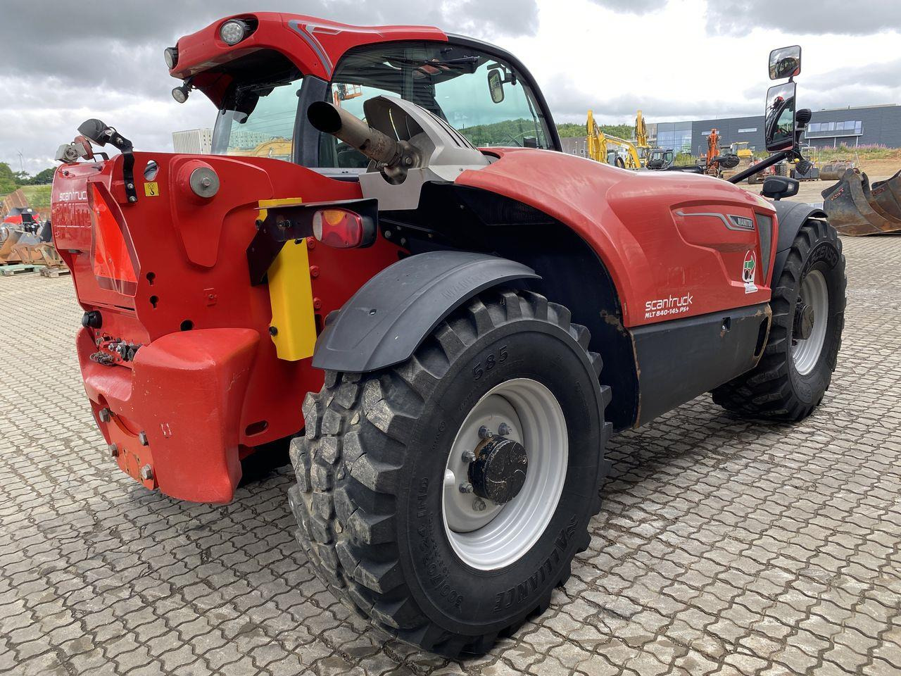 Manitou MLT840-145PS ELITE - 텔레스코픽 핸들러 : 사진 4 Manitou MLT840-145PS ELITE - 텔레스코픽 핸들러 : 사진 4