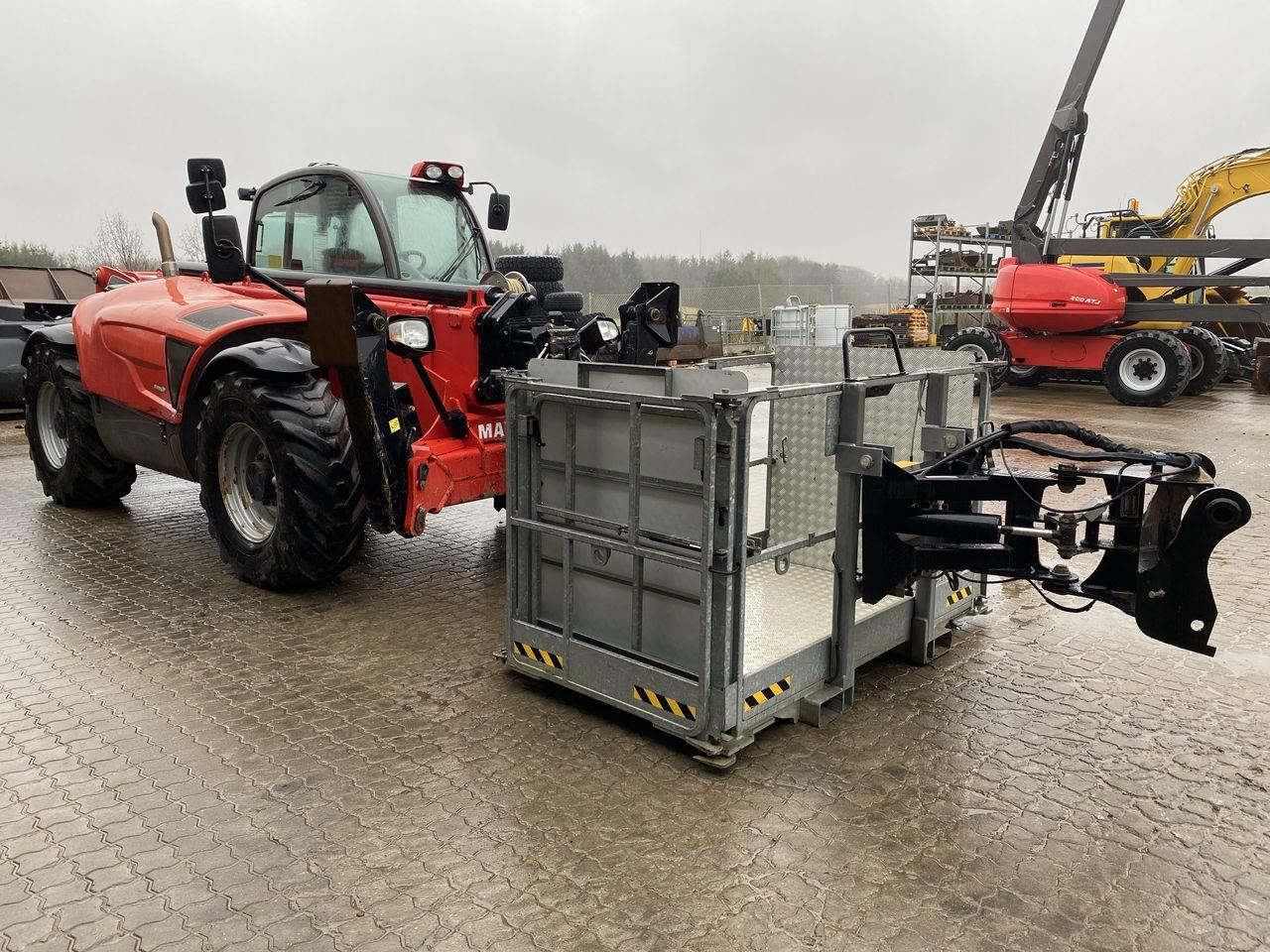 Manitou MT1440A ST3B - 텔레스코픽 핸들러 : 사진 5 Manitou MT1440A ST3B - 텔레스코픽 핸들러 : 사진 5