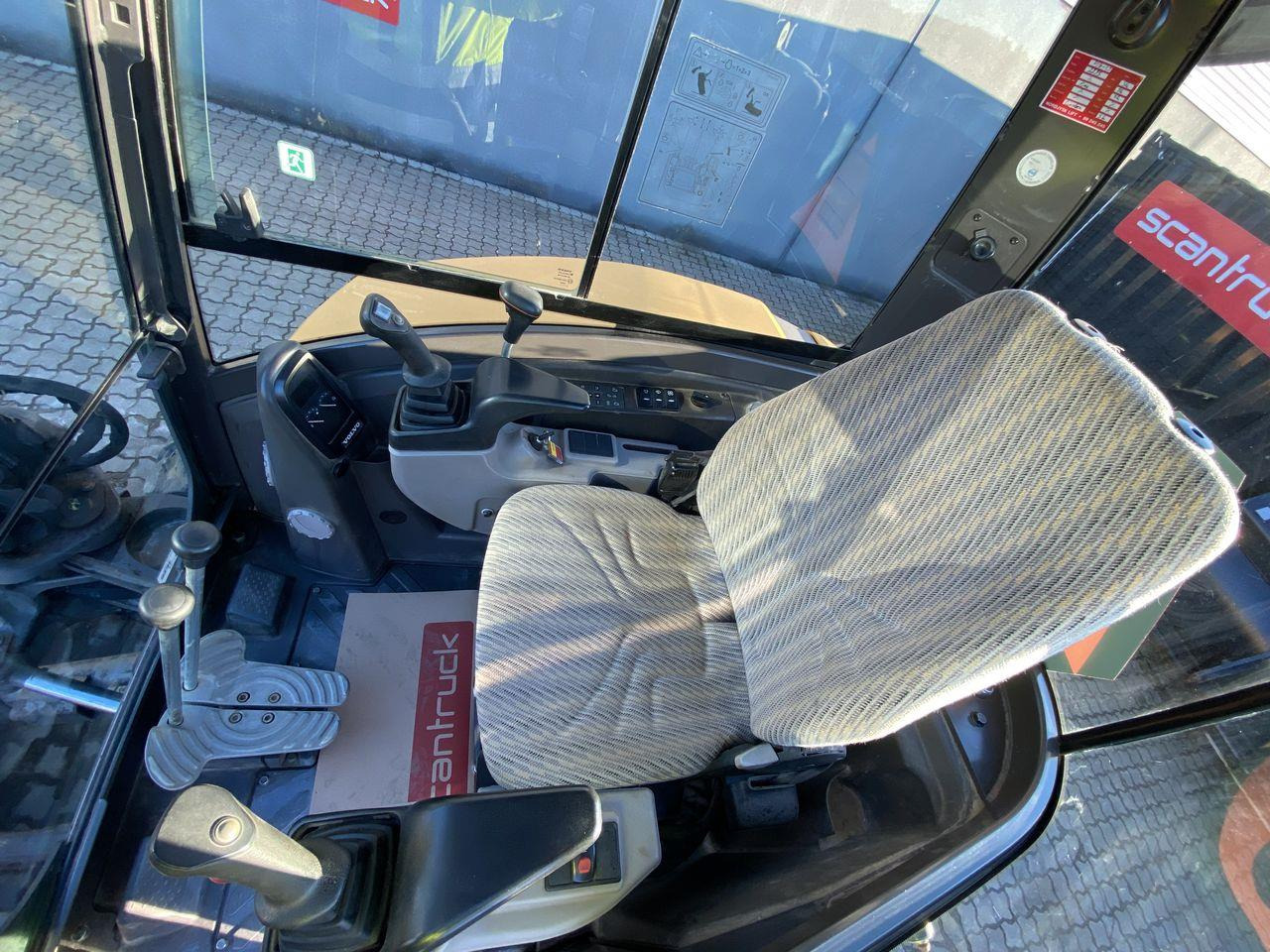 Volvo ECR50 - 미니 굴삭기 : 사진 3 Volvo ECR50 - 미니 굴삭기 : 사진 3