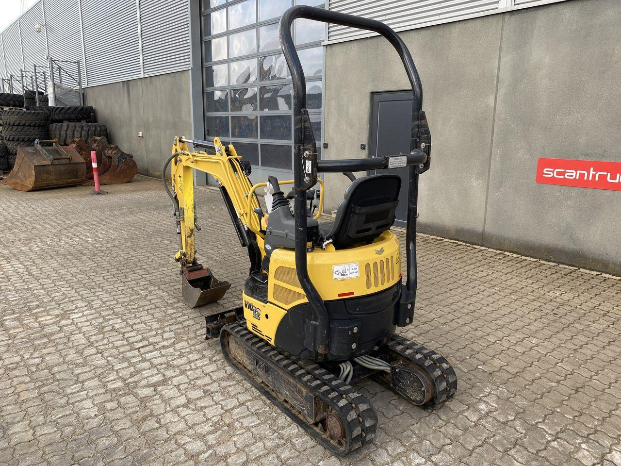 Yanmar VIO12 - 미니 굴삭기 : 사진 2 Yanmar VIO12 - 미니 굴삭기 : 사진 2