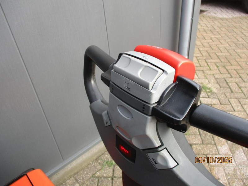 BT SWE140 - 팔레트 트럭 : 사진 4 BT SWE140 - 팔레트 트럭 : 사진 4