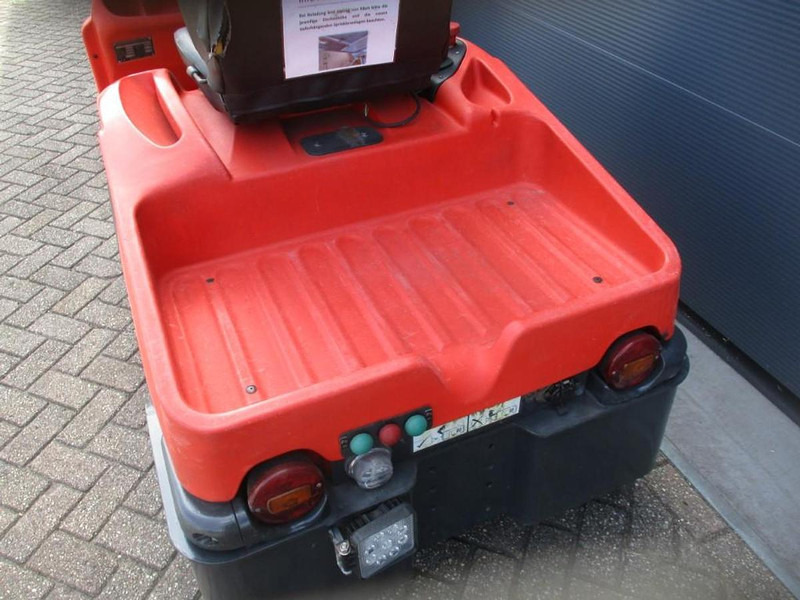 Linde P 60 - 견인 트랙터 : 사진 4 Linde P 60 - 견인 트랙터 : 사진 4