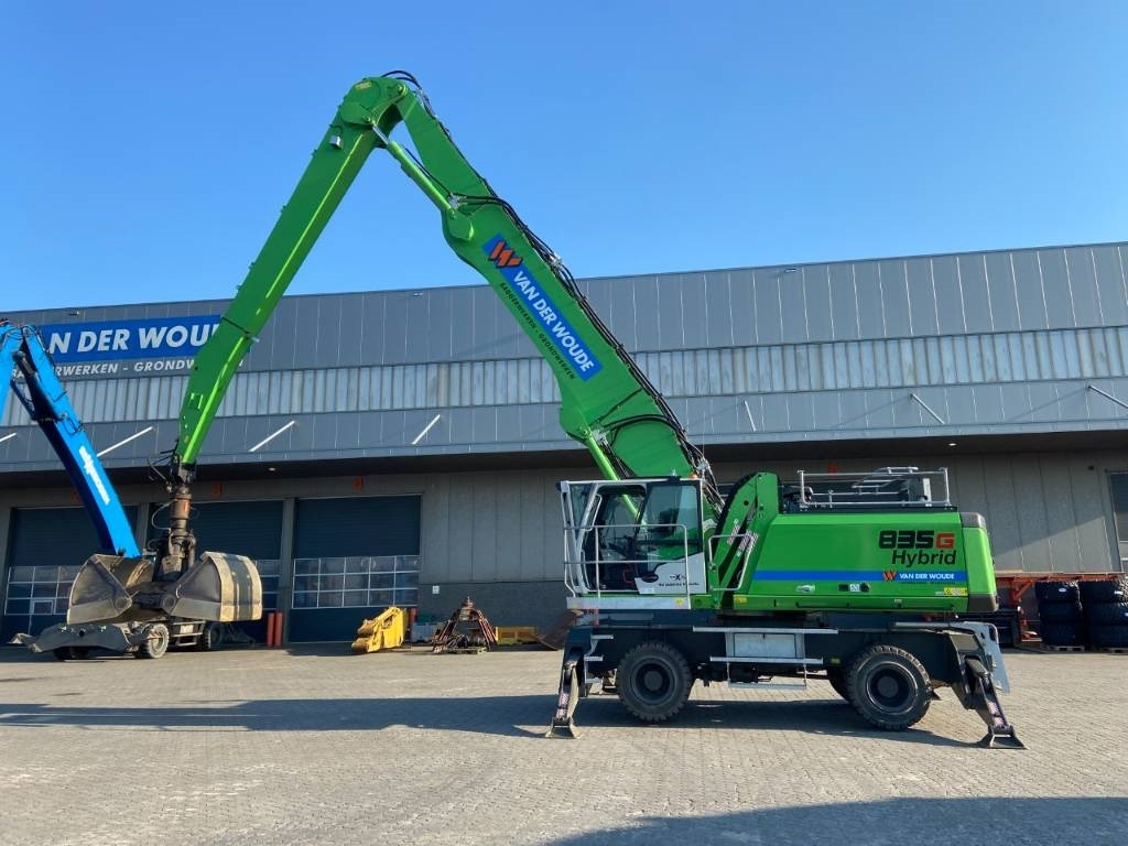Sennebogen 835 M - 폐기물/ 산업 처리기 : 사진 1 Sennebogen 835 M - 폐기물/ 산업 처리기 : 사진 1