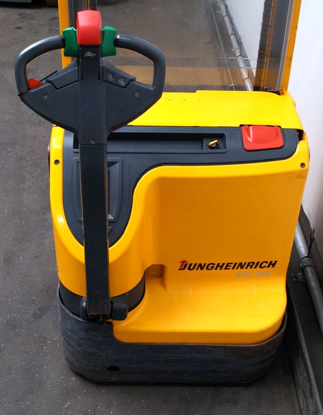 Jungheinrich EJC214 - 스태커 : 사진 3 Jungheinrich EJC214 - 스태커 : 사진 3