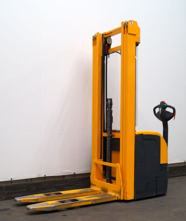 Jungheinrich EJC214 - 스태커 : 사진 1 Jungheinrich EJC214 - 스태커 : 사진 1