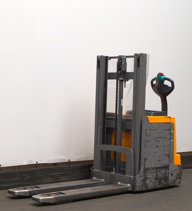 Jungheinrich EJD220 - 스태커 : 사진 1 Jungheinrich EJD220 - 스태커 : 사진 1