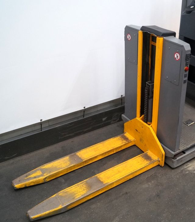 Jungheinrich EKS110Z100E - 오더 피커 : 사진 3 Jungheinrich EKS110Z100E - 오더 피커 : 사진 3