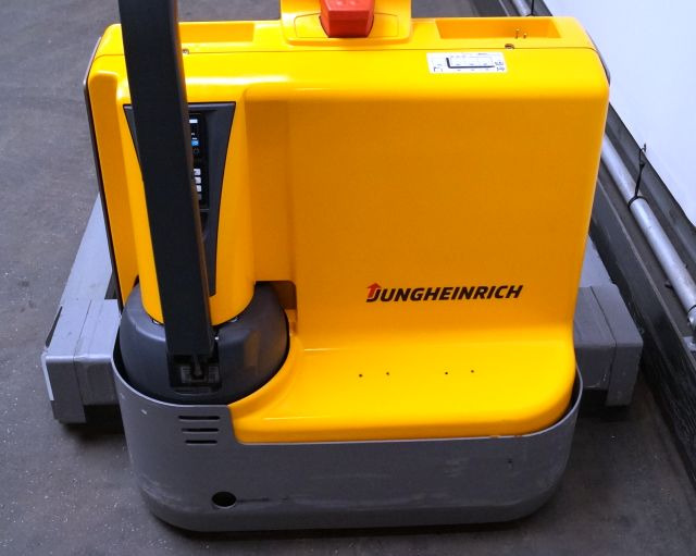 Jungheinrich EMC B10 - 스태커 : 사진 4 Jungheinrich EMC B10 - 스태커 : 사진 4