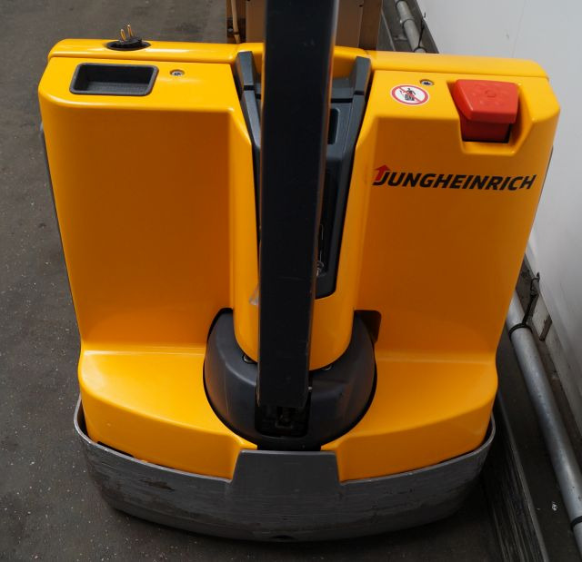 Jungheinrich EMD115i - 스태커 : 사진 3 Jungheinrich EMD115i - 스태커 : 사진 3