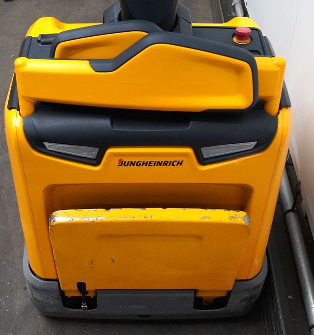 Jungheinrich ERE120 - 팔레트 트럭 : 사진 4 Jungheinrich ERE120 - 팔레트 트럭 : 사진 4