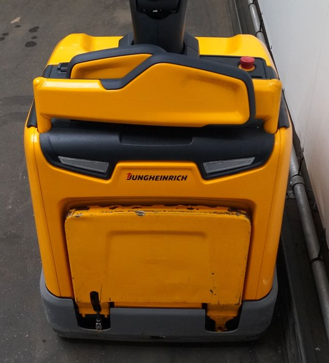 Jungheinrich ERE120 - 팔레트 트럭 : 사진 4 Jungheinrich ERE120 - 팔레트 트럭 : 사진 4