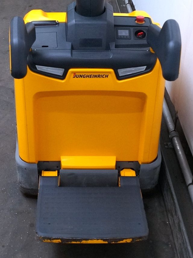 Jungheinrich ERE120 - 팔레트 트럭 : 사진 3 Jungheinrich ERE120 - 팔레트 트럭 : 사진 3
