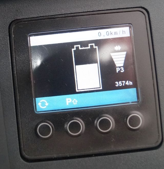 Jungheinrich ERE225 - 팔레트 트럭 : 사진 4 Jungheinrich ERE225 - 팔레트 트럭 : 사진 4