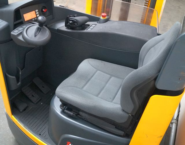 Jungheinrich ETV214 - 리치 트럭 : 사진 3 Jungheinrich ETV214 - 리치 트럭 : 사진 3