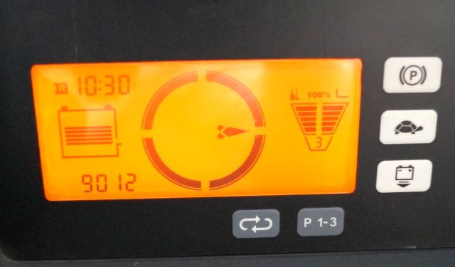 Jungheinrich ETV214 - 리치 트럭 : 사진 4 Jungheinrich ETV214 - 리치 트럭 : 사진 4